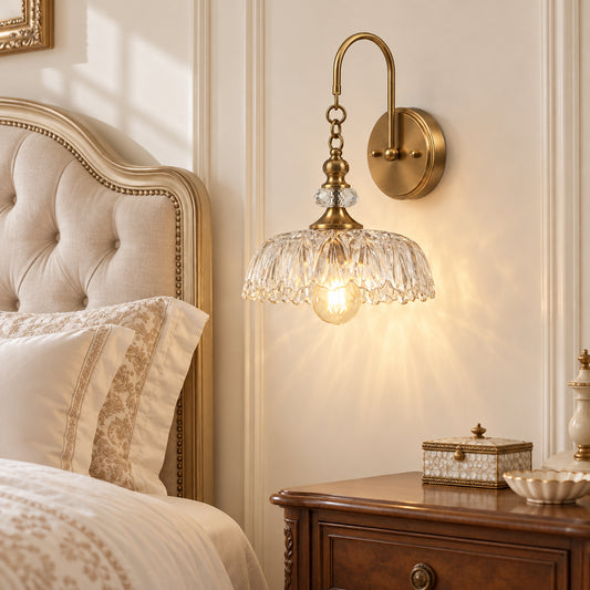 Amlawdd Vintage Textured Glass Floral Wall Light