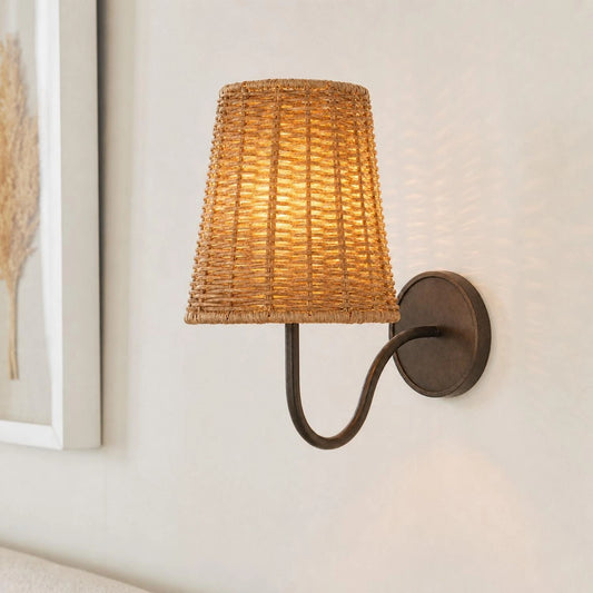 Daelin Modern Natural Linen Rattan Wall Sconce