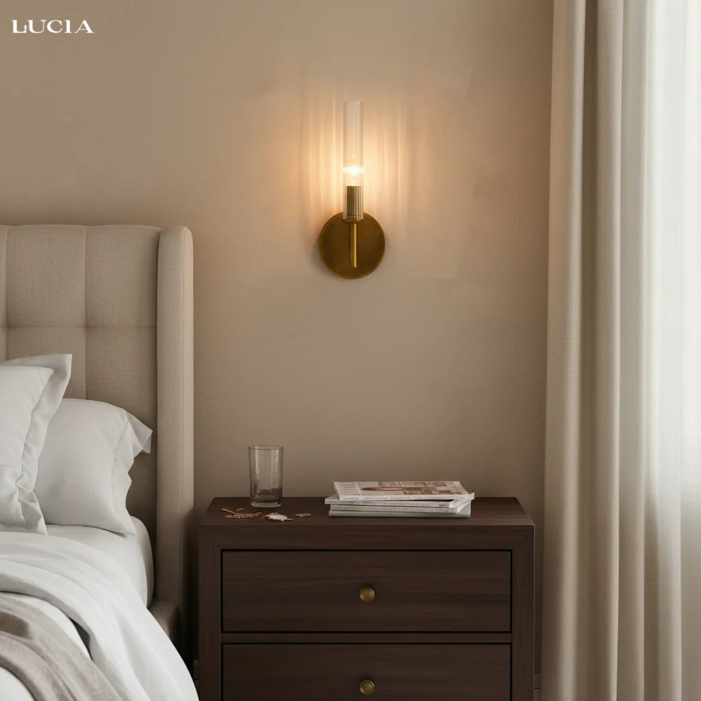 13-卧室单个壁灯开灯效果强烈.webp__PID:86822088-4734-42cb-a5a3-9102253435a1