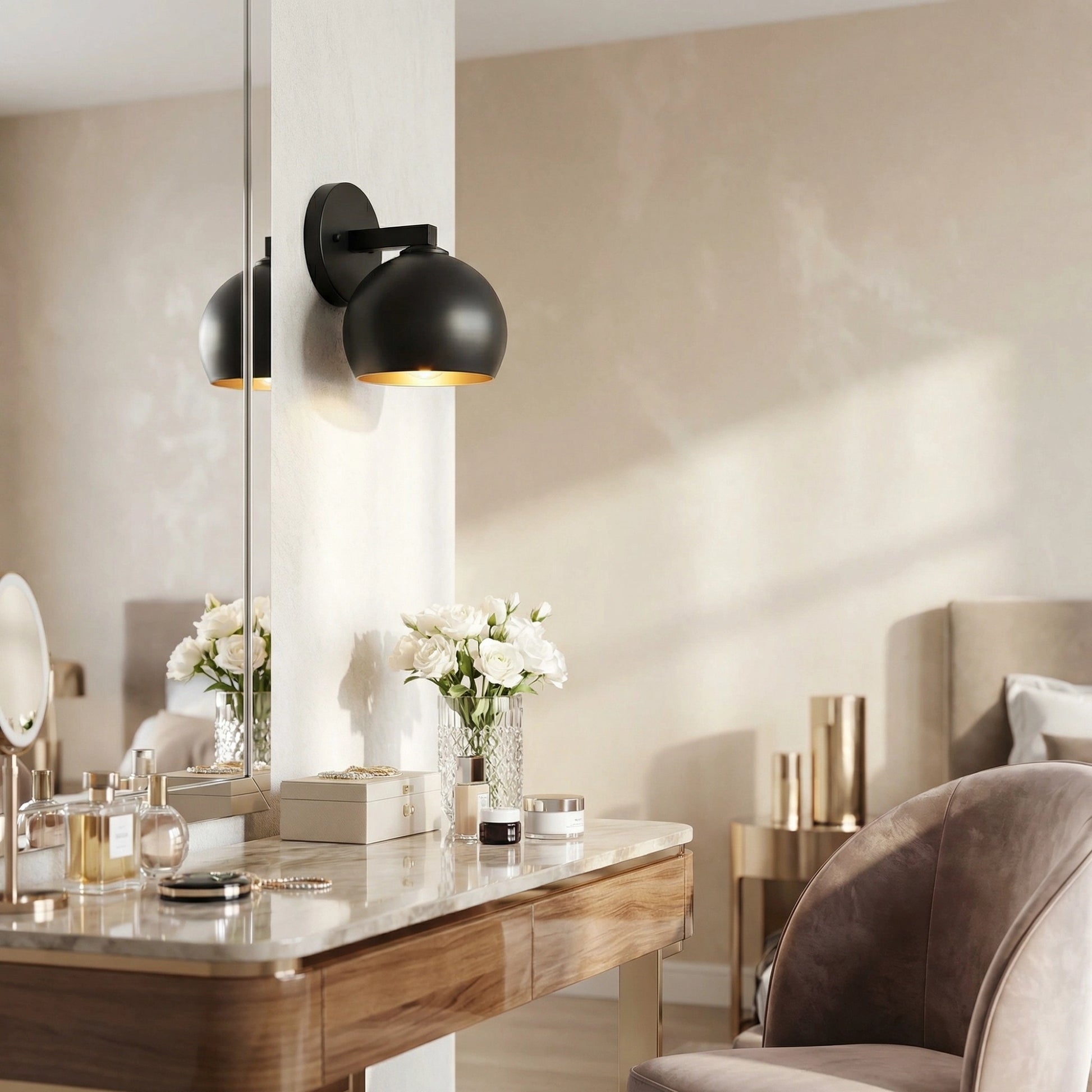 Adrian Modern Minimalist Metal Glass Globe Wall Light (14).webp__PID:4c8e2d54-3e81-4c3d-b816-8efc85352951