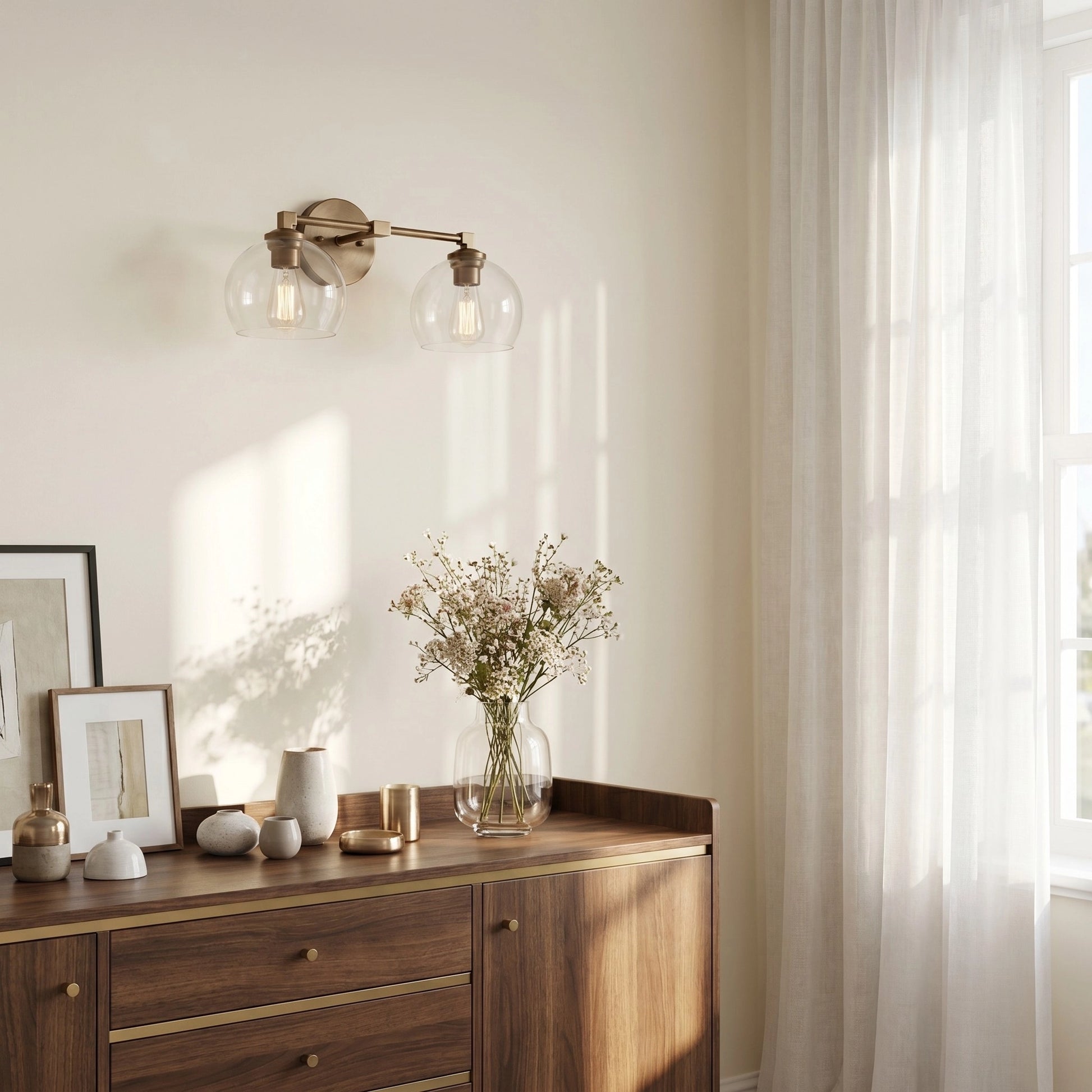 Adrian Modern Minimalist Metal Glass Globe Wall Light (22).webp__PID:68dbd742-1c1a-4b35-bf88-857da28402cf