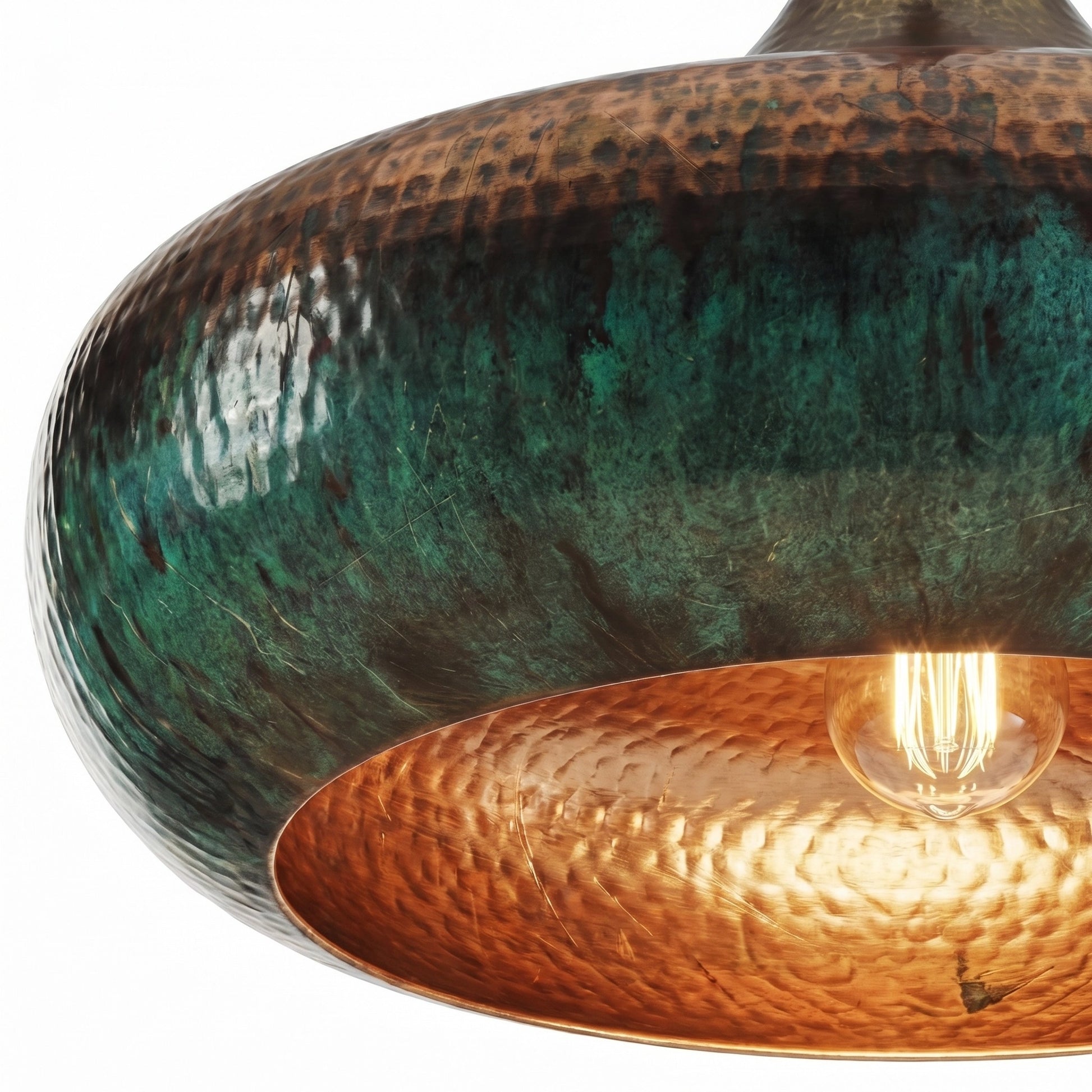 Alviro Vintage Hammered Copper Dome Pendant Light (22).webp__PID:11ae5380-5a0d-4953-96ac-b88b4517086b