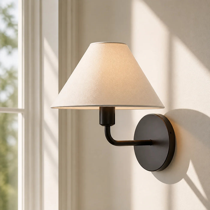 Amelia Noordse Minimalistische Stoffen Kegel Wandlamp