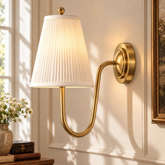 Augusta Vintage Messing Geplooide Linnen Wandlamp