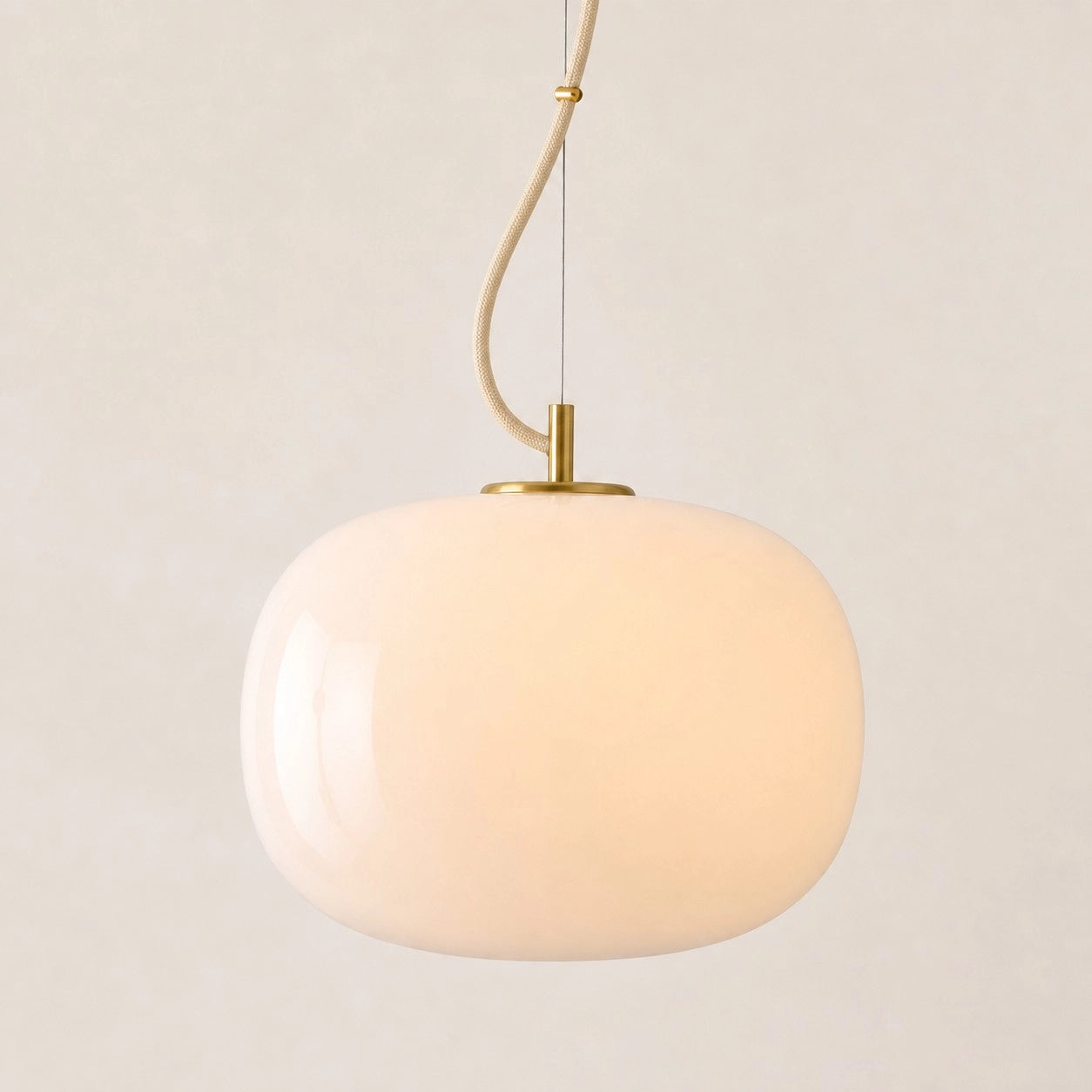 Chronus Minimalist Rounded Rectangle Milk Glass Pendant Light (3).webp__PID:23070859-f2b2-4066-beee-b8f04a242c3f