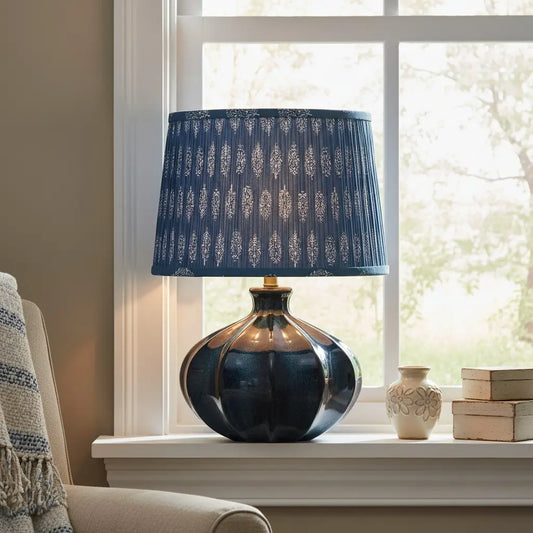 Dove Vintage Drum Pleated Cotton Ceramic Table Lamp