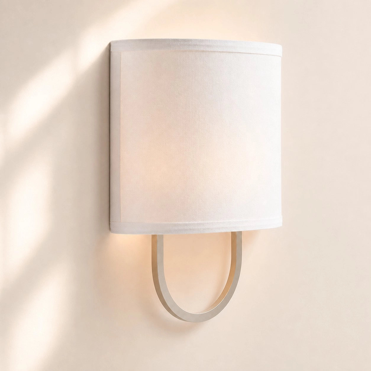 Edena Modern Fabric Shade Metal Wall Sconce (1).webp__PID:9a59da19-1985-4c09-94c5-c01f6c9a46cb