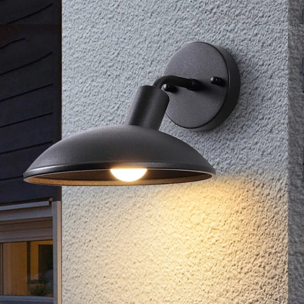 Ethan Minimalistische Ronde Buitenwandlamp van Metaal