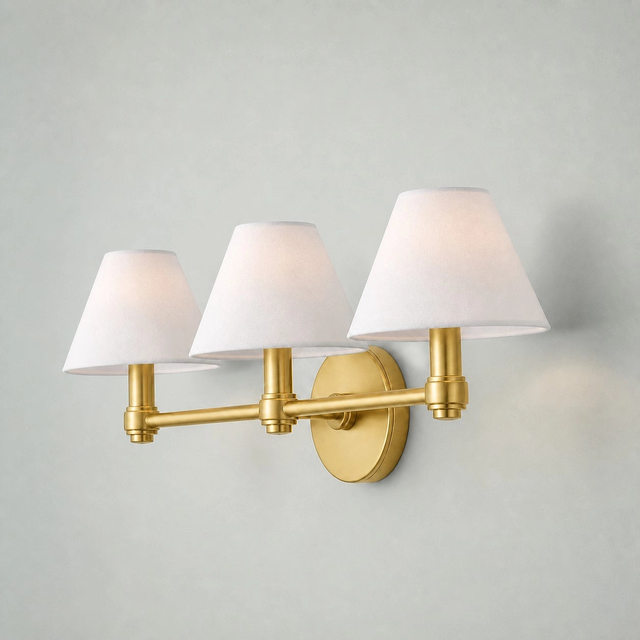 Everett 3-light Modern Fabric Cone Shade Metal Wall Sconce33 (3).webp__PID:018879bf-f7d1-456b-ad40-cc33388c41d4
