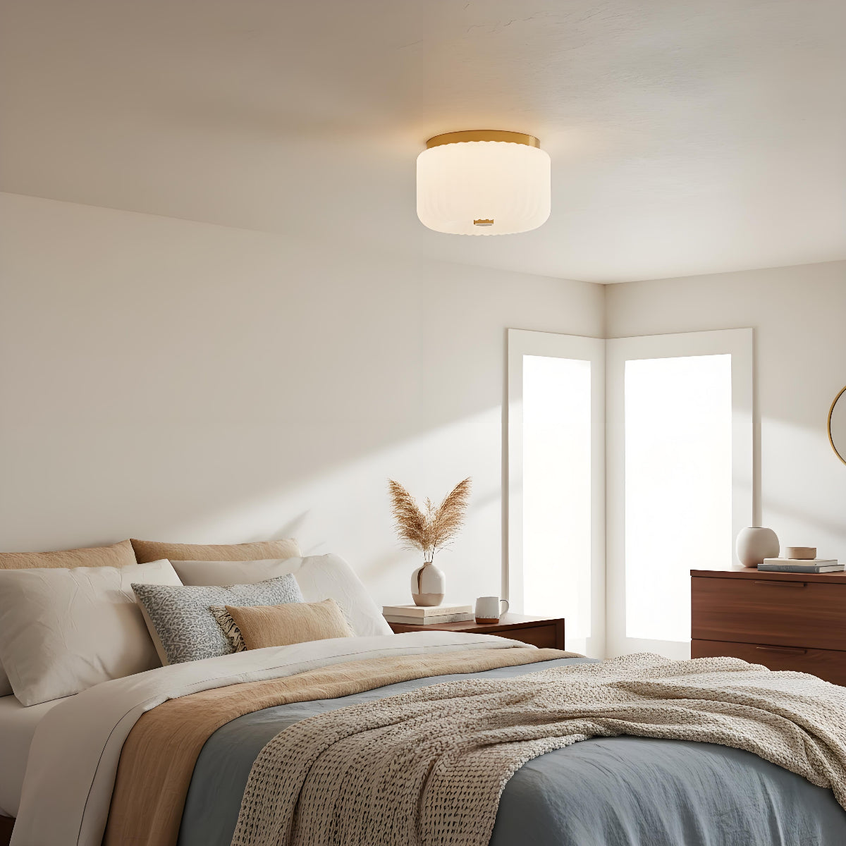 Lirael Modern Minimalist Milk Glass Ceiling Light6.webp__PID:7d7359d5-de77-41b0-bbba-916e24133bb1