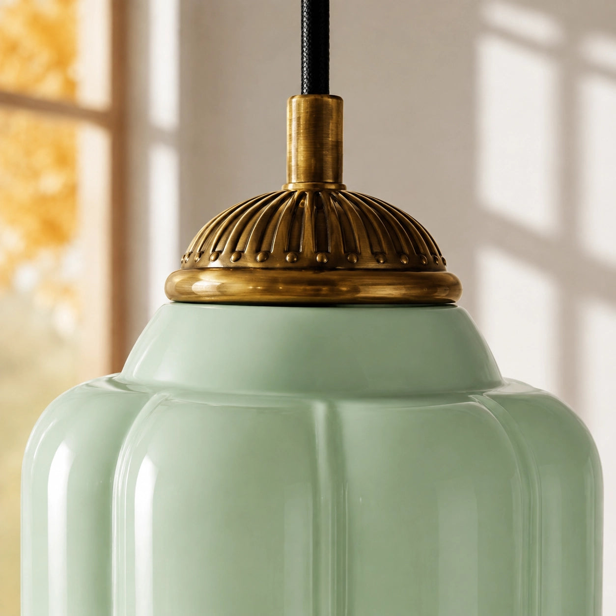 Lumi Milk Glass Eloise Pendant Light xj2.webp__PID:fdb1b39e-cf2b-4b1f-b3c6-f5d1e2420387
