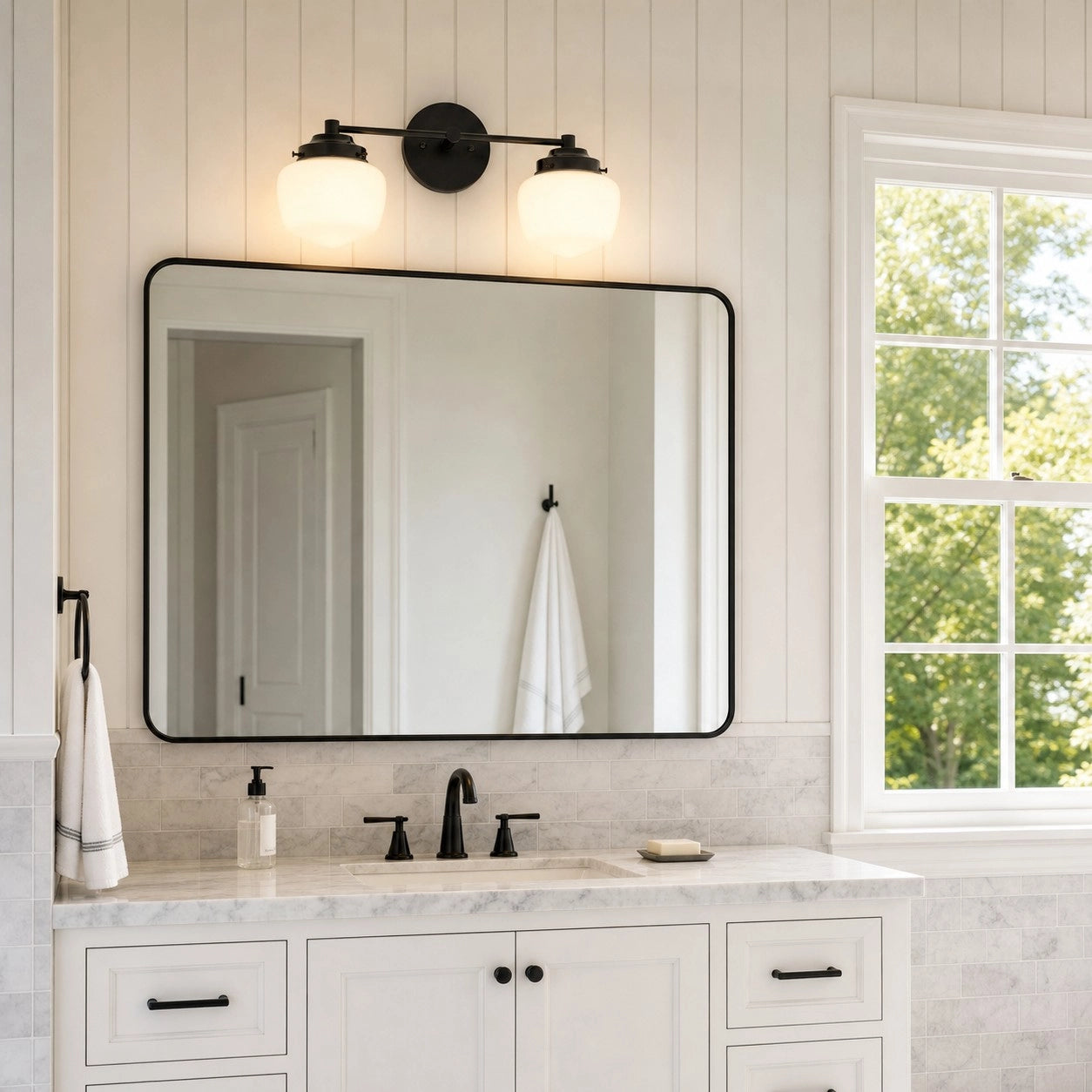 Modern Opal Glass Art Deco Vanity Light22 (16).webp__PID:ebdfe916-dd5d-406f-a61a-0be4ebd7053b