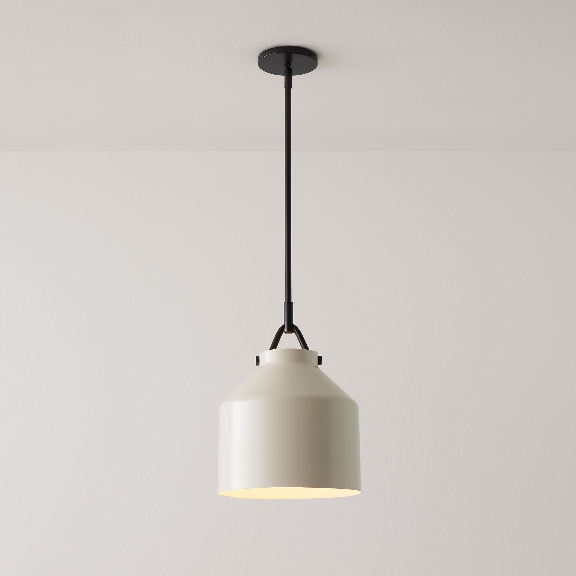 Nerys Nordic Minimalist Morandi Matte Metal Pendant Light