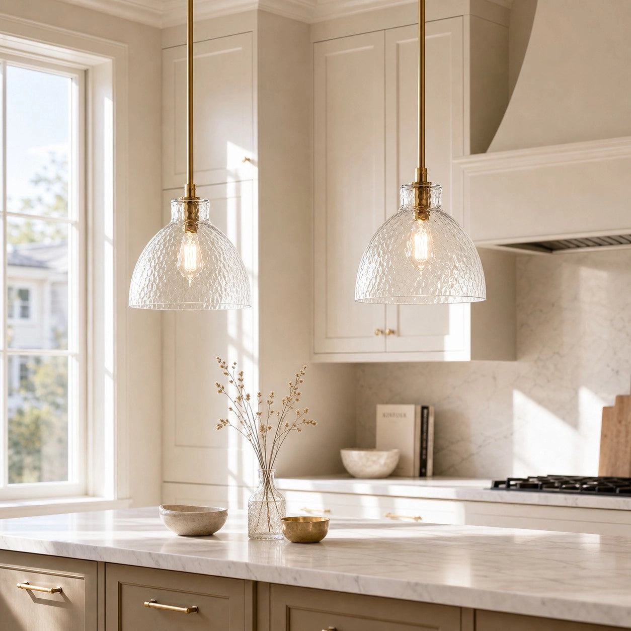 Ondine Farmhouse Hammered Glass Pendant Light (6).webp__PID:59dd5b17-a8f5-439e-9aaa-bc3a960cd187