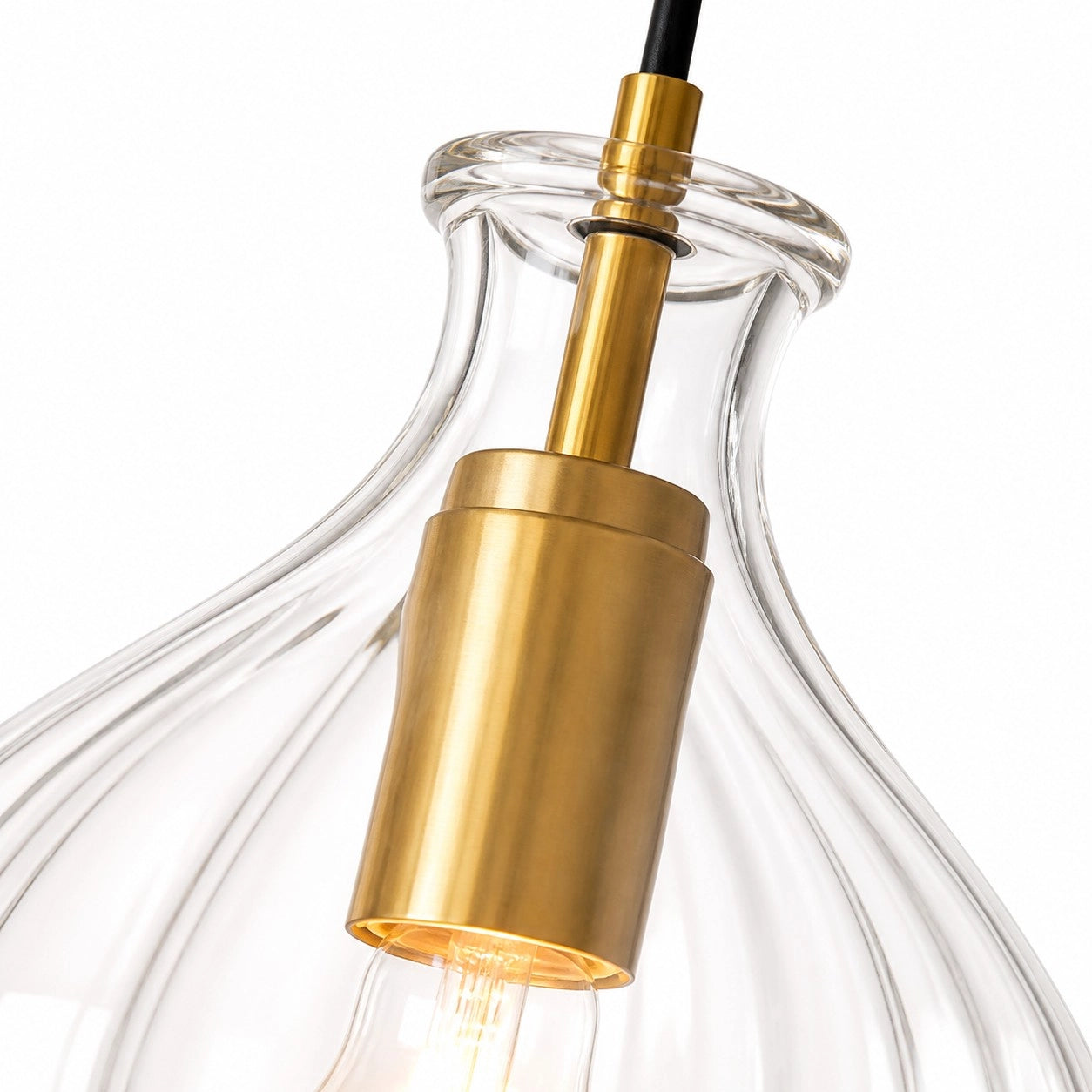 Stella Vintage Ribbed Glass Wall Sconce (2).webp__PID:8d99e100-cc55-49f8-9b59-f2a867bc3780