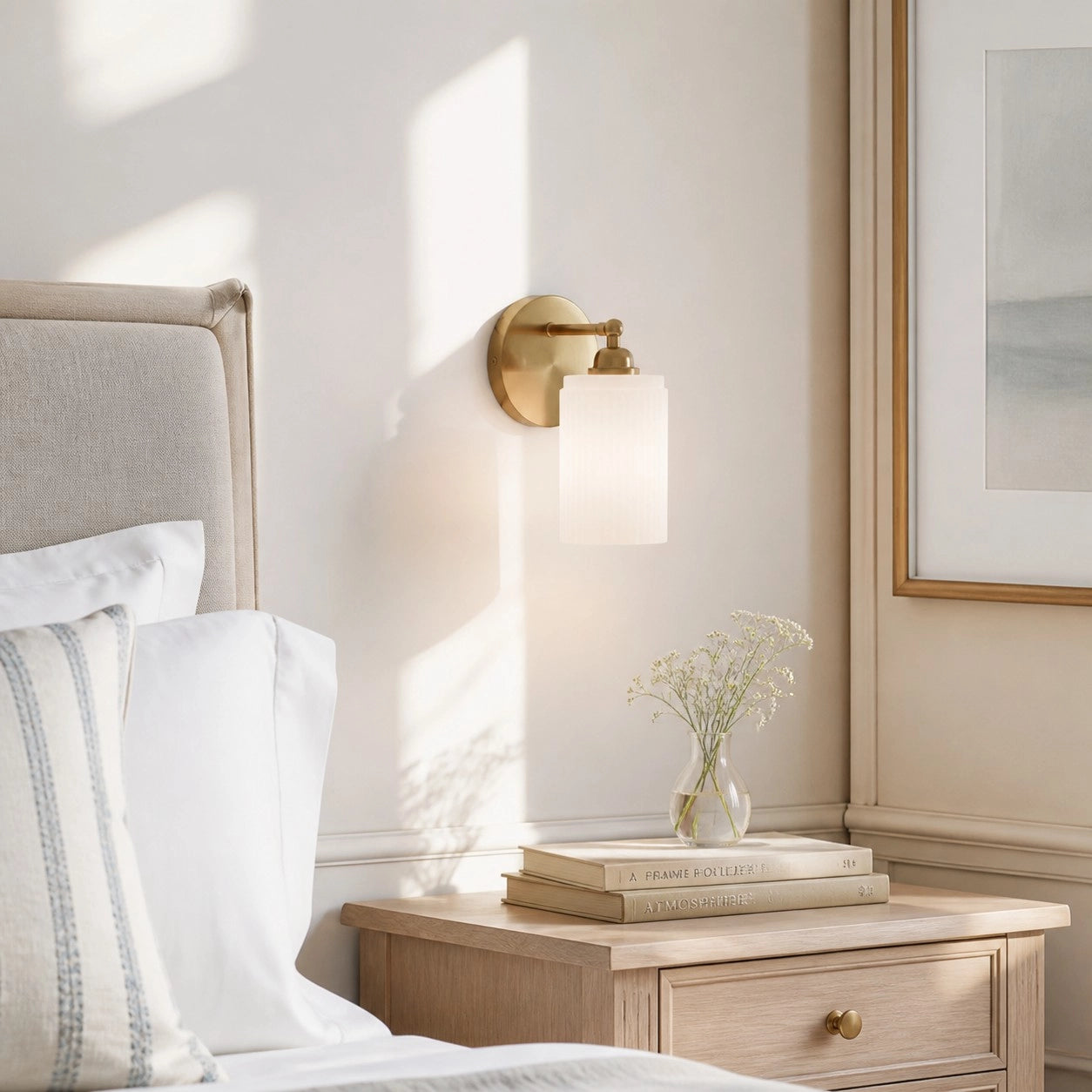 Stella Vintage Ribbed Glass Wall Sconce (7).webp__PID:a86167eb-25eb-47a1-ad42-6232d2b1c6b0