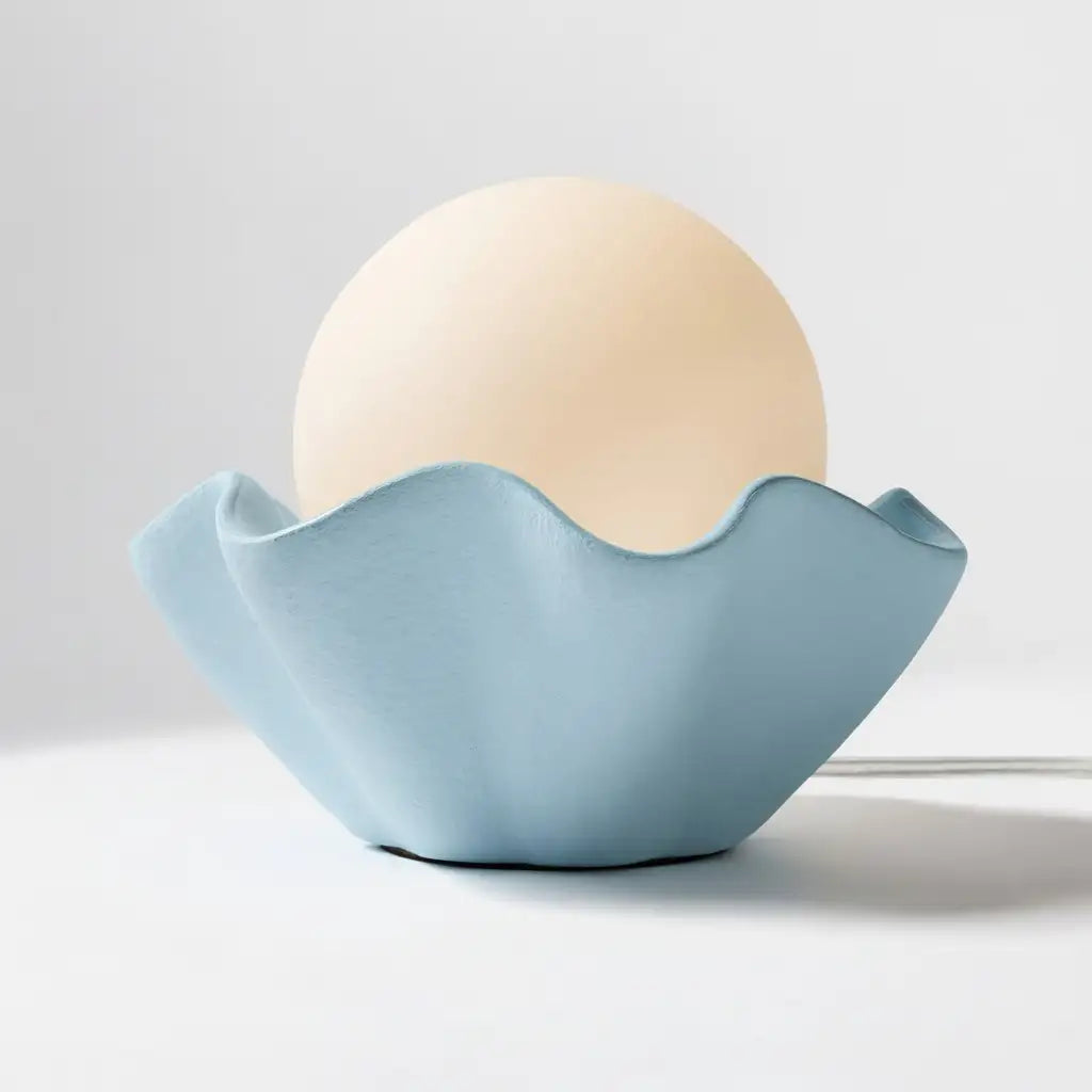 Thalassa Modern Wavy Shell Ceramic Table Light