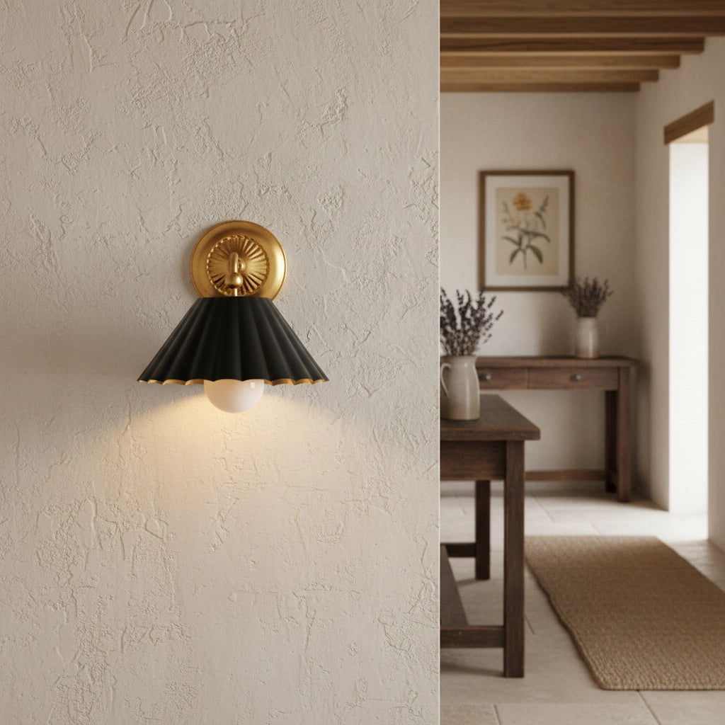 Vesta Farmhouse Gold Leaf Scallop Wall Sconce | LuciaLiving