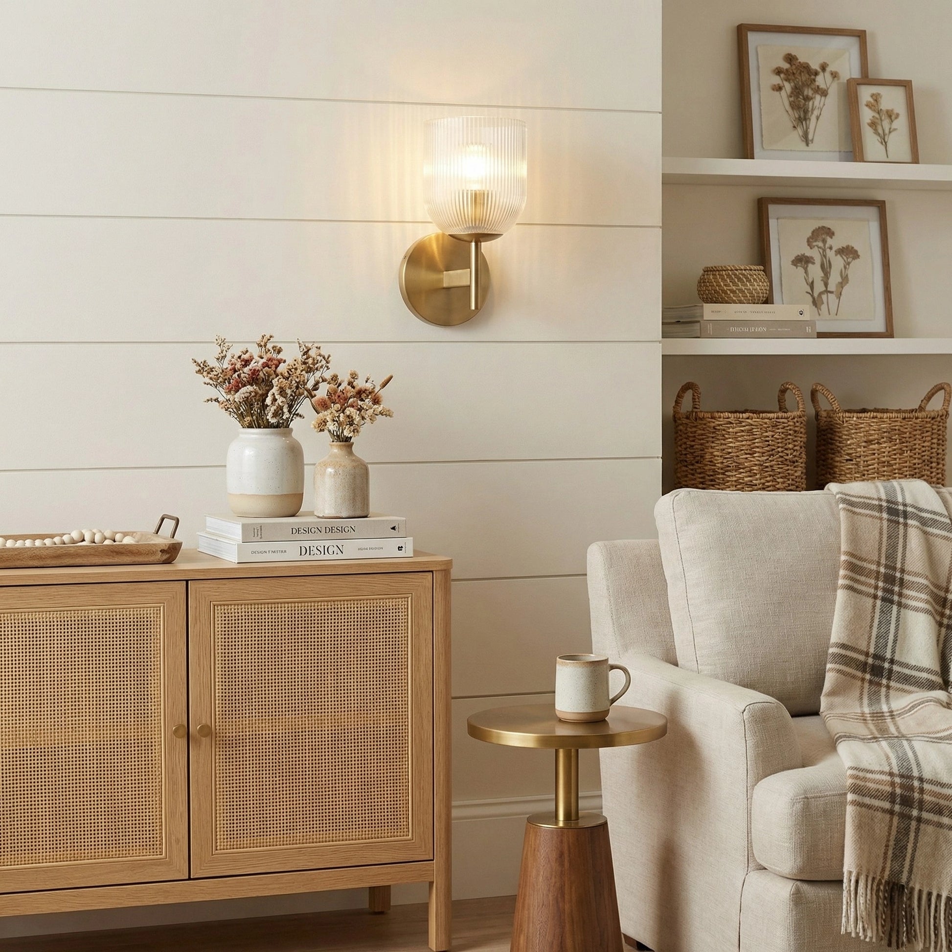 Vireo Farmhouse Cooper Ribbed Glass Wall Sconce (35).webp__PID:61a61880-15b4-469a-884e-f7662ca7cf85