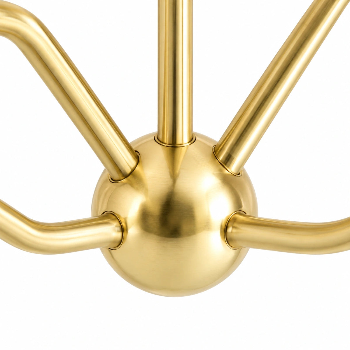 Close view of the Isolde chandelier five arm central hub